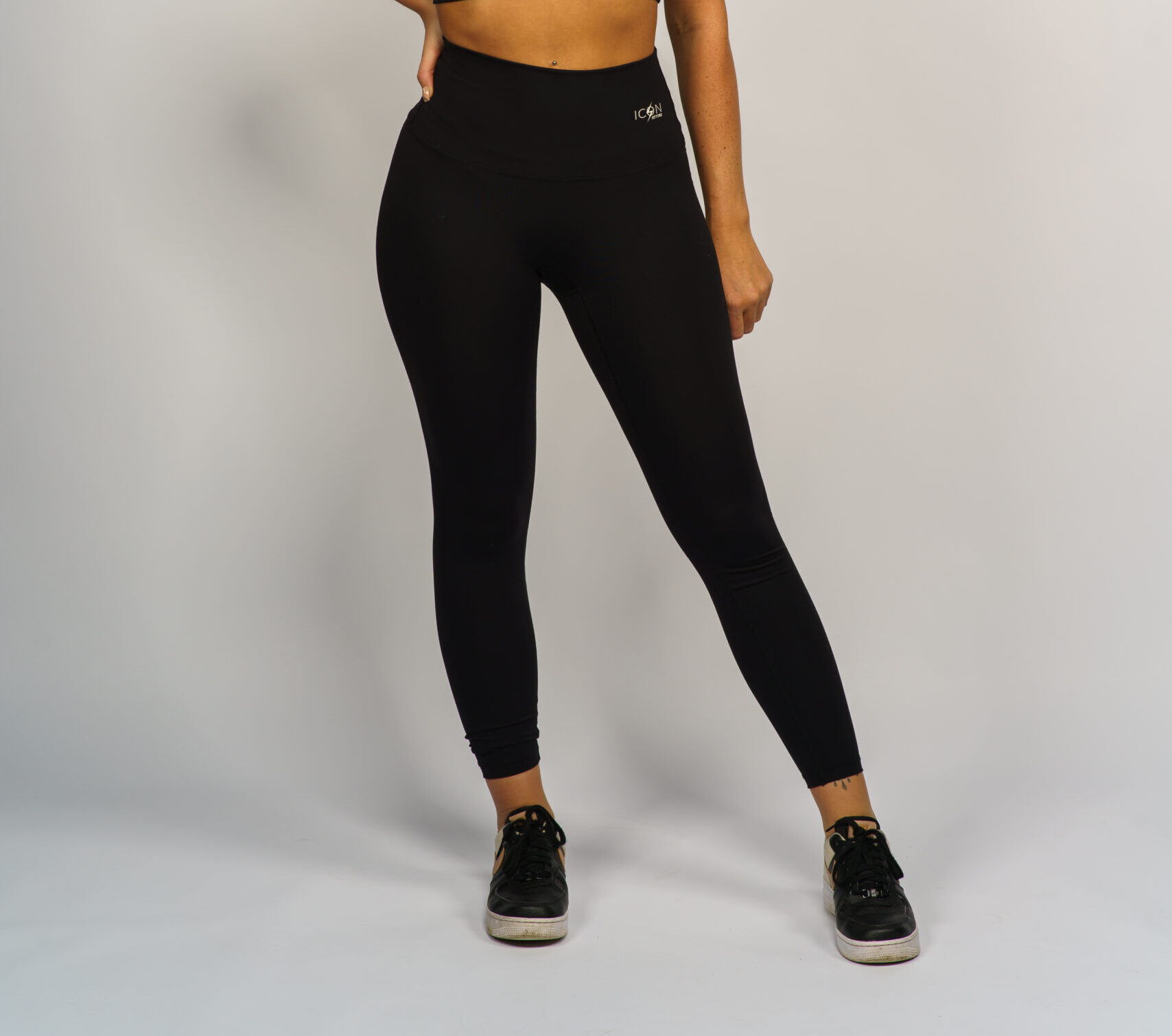 BLACK BOLD LEGGINGS – Bold Fitness Wear